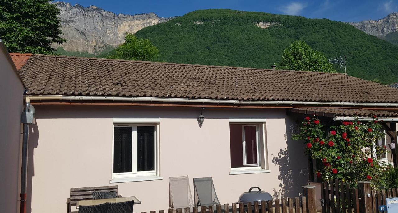Gite Fabuleux, Jardin, Terrasse, Parking Saint-Vincent-de-Mercuze Dış mekan fotoğraf